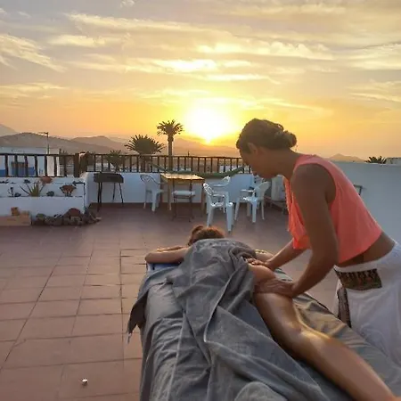 Sunset House 수
