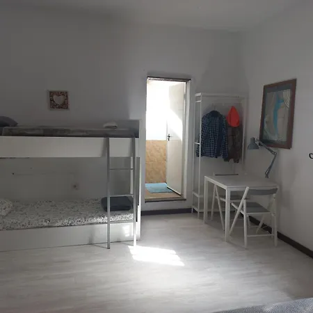 Πανσιόν Sunset House *